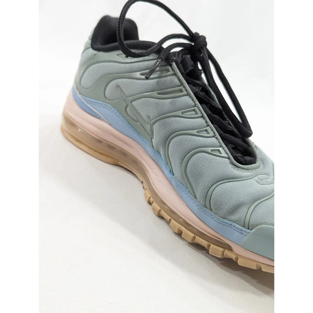 Nike very good